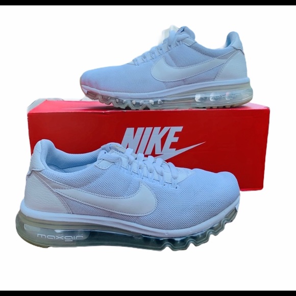 (EOS) - Picture 12 of 16